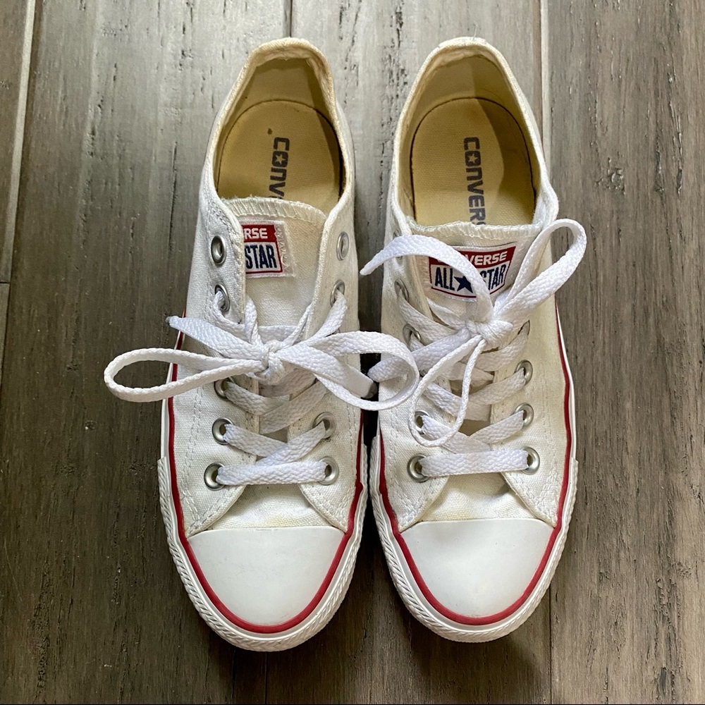 White Converse Chuck Taylor All Star Classics